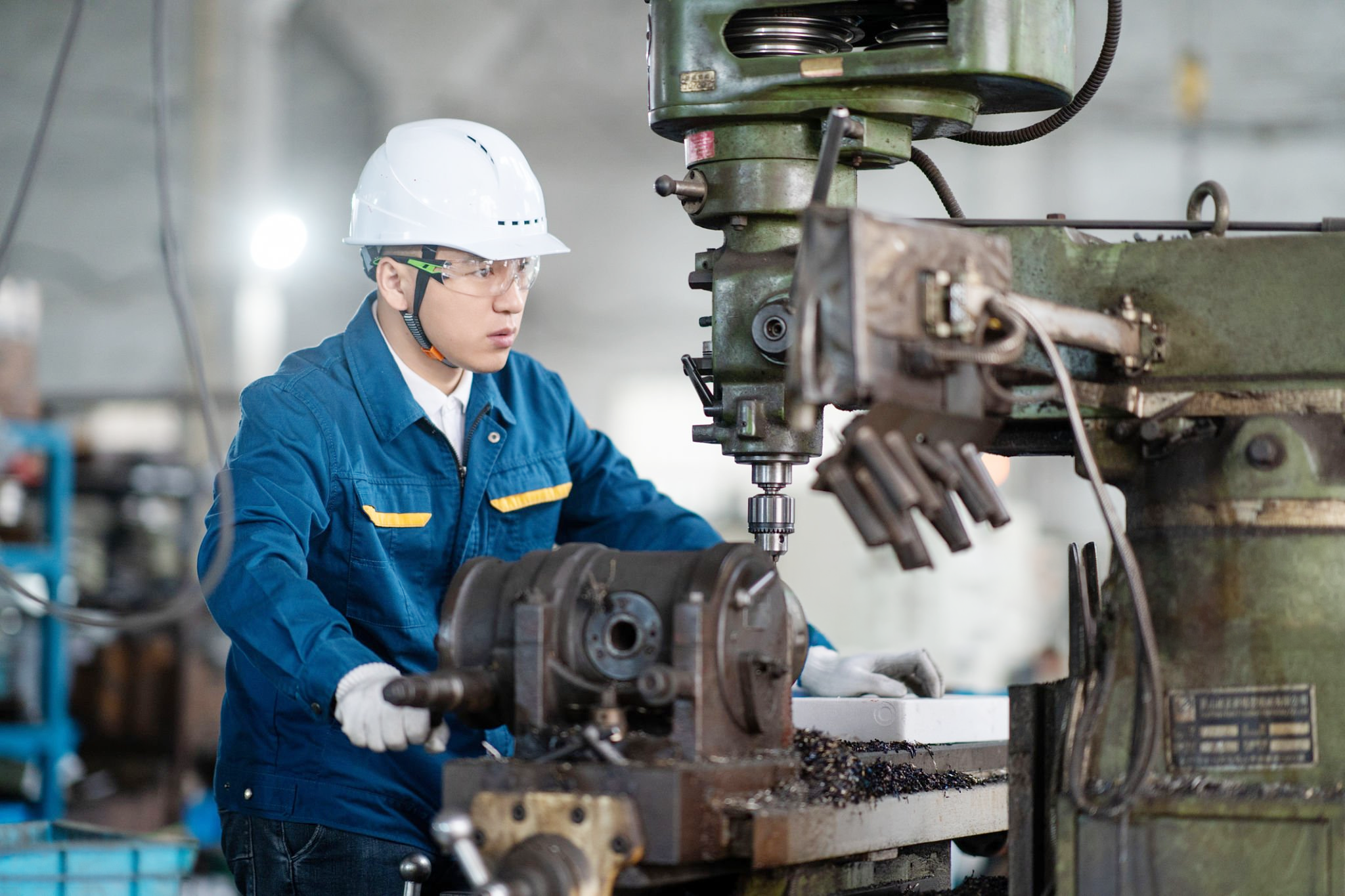 Ảnh minh họa Cơ khí CNC Aichi tuyển kỹ thuật viên gia công, lương 32–37 triệu
